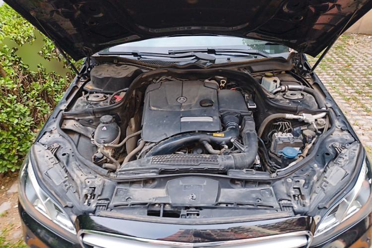 Used Mercedes-Benz E-Class 2015 Facelift E 200 L Sport Edition Engine Bay