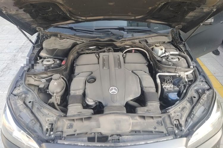 Used Mercedes-Benz E-Class 2015 E 320 L Sport 4MATIC Engine Bay
