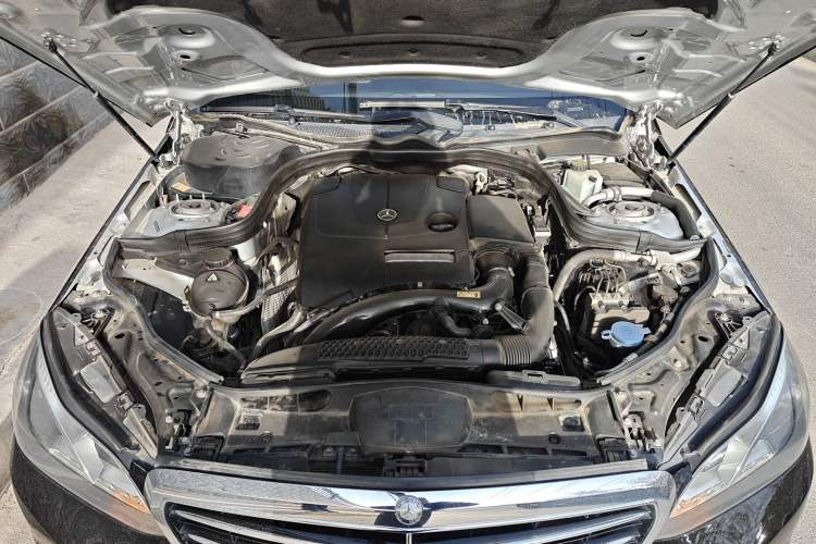 Used Mercedes-Benz E-Class 2015 Revised E 260 L Engine Bay