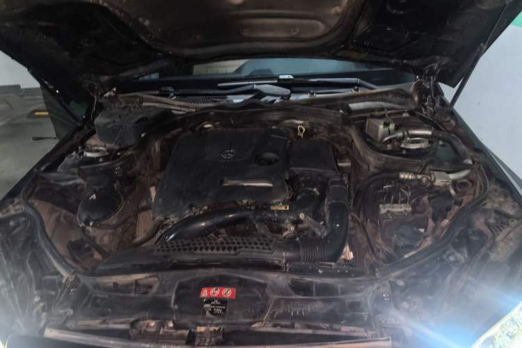 Used Mercedes-Benz E-Class 2015 Revised E 260 L Sport Luxury Edition Engine Bay