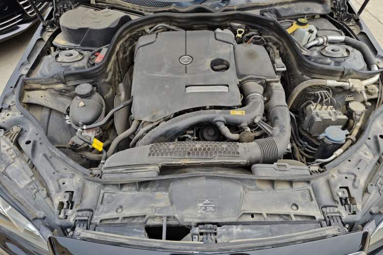 Used Mercedes-Benz E-Class 2015 Facelift E 200 L Sport Edition Engine Bay