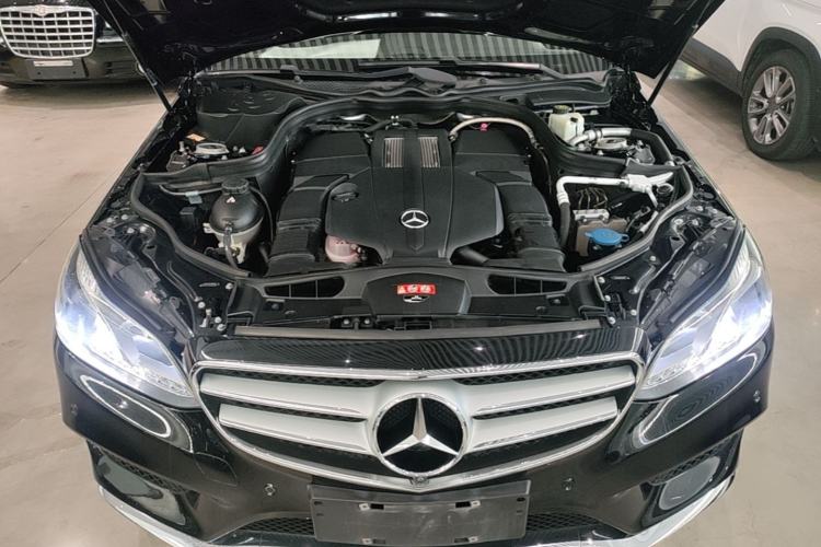 Used Mercedes-Benz E-Class 2015 E 320 L Sport 4MATIC Engine Bay