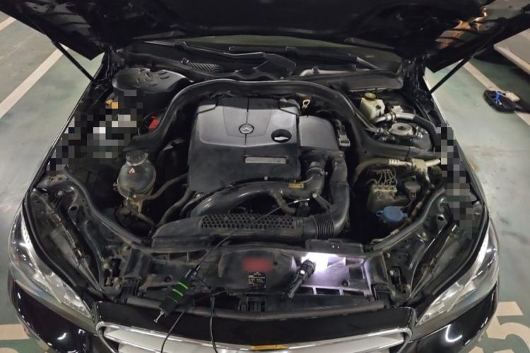 Used Mercedes-Benz E-Class 2015 Revised E 180 L Sport Edition Engine Bay