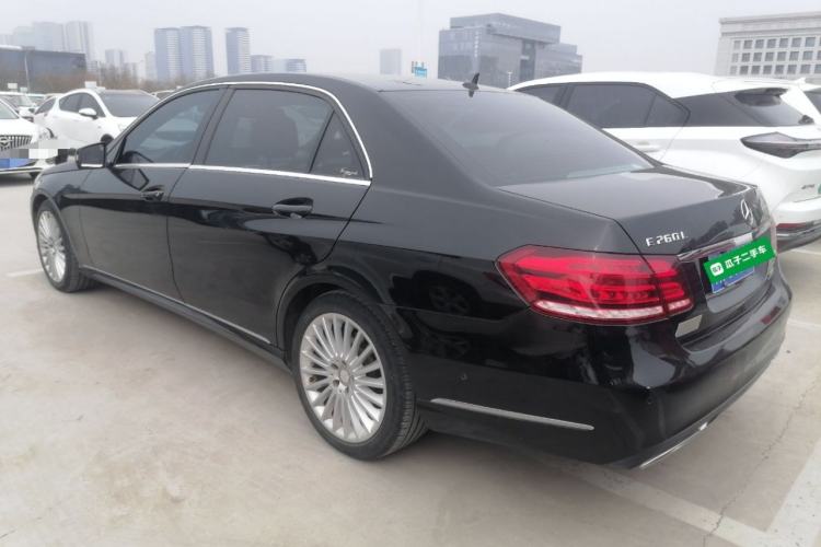 Used Mercedes-Benz E-Class 2015 Facelift E 200 L Exterior 2