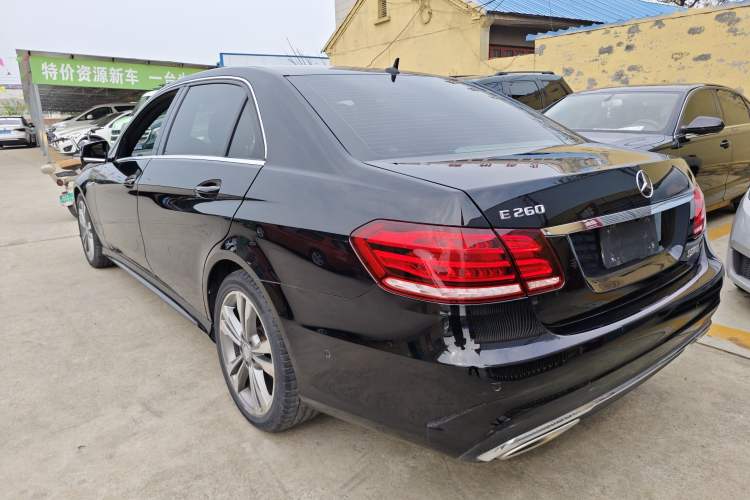 Used Mercedes-Benz E-Class 2015 Facelift E 200 L Sport Edition Exterior 2