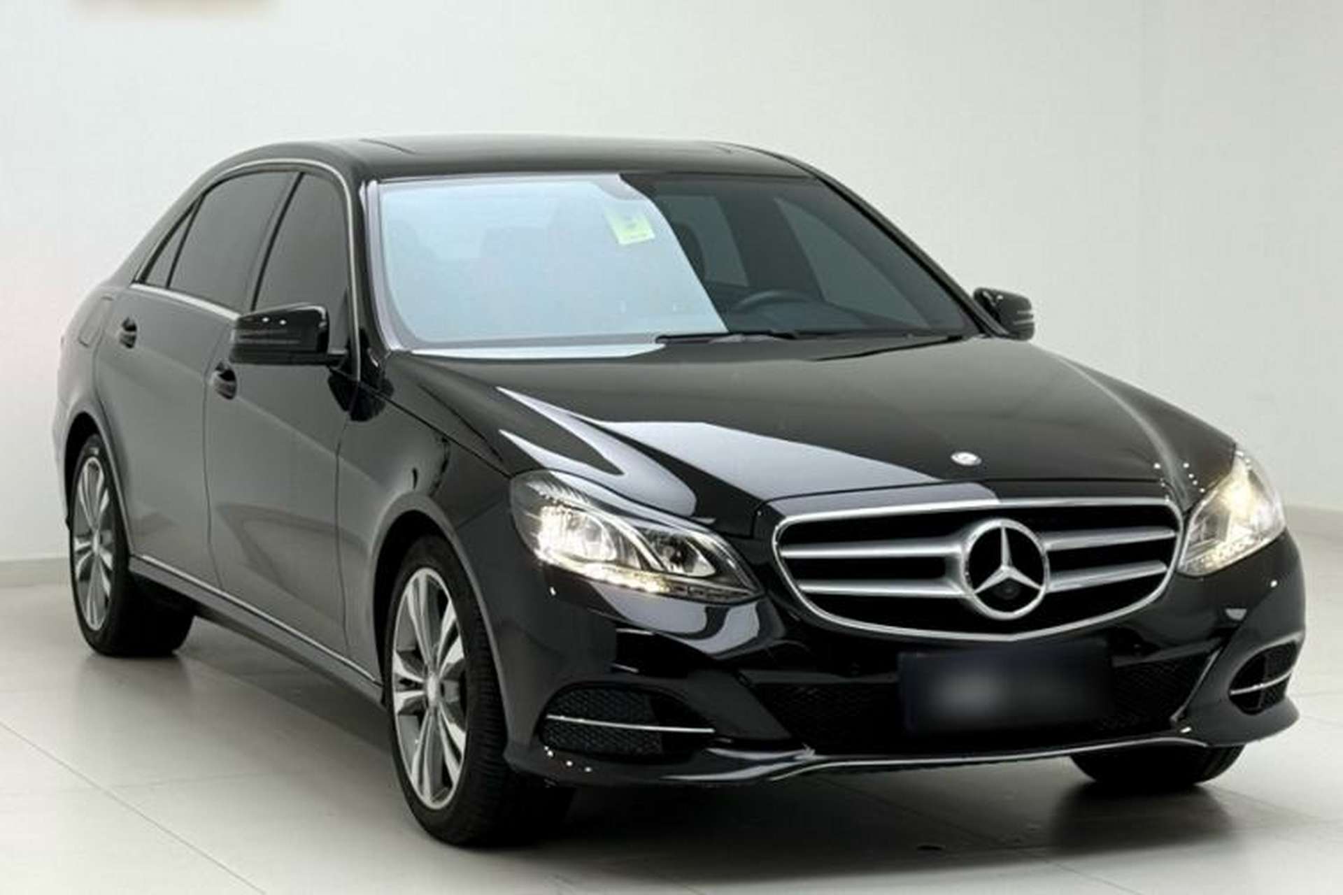 Used Mercedes-Benz E-Class 2015 Revised E 180 L Sport Edition Exterior 2
