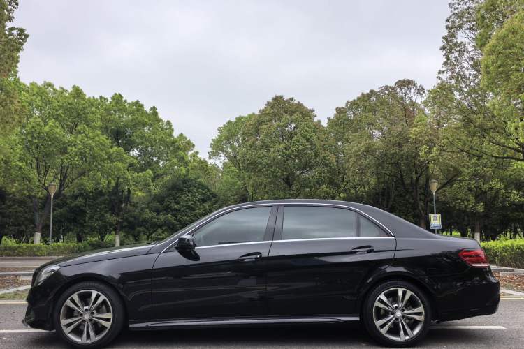 Used Mercedes-Benz E-Class 2015 E 200 L Sport Edition Exterior 3