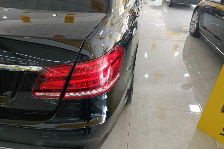 Used Mercedes-Benz E-Class 2015 Restyled E 260 L Sport Edition Exterior 3