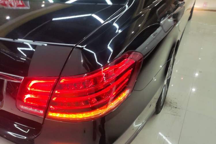 Used Mercedes-Benz E-Class 2015 Restyled E 260 L Sport Edition Exterior 3