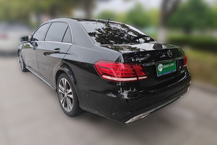 Used Mercedes-Benz E-Class 2015 E 260 L Sport & Fashion Model Exterior 3