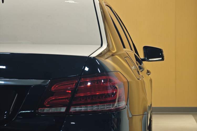 Used Mercedes-Benz E-Class 2015 Revised E 260 L Exterior 4