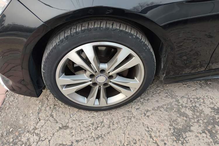 Used Mercedes-Benz E-Class 2015 Restyled E 260 L Sport Edition Exterior 4