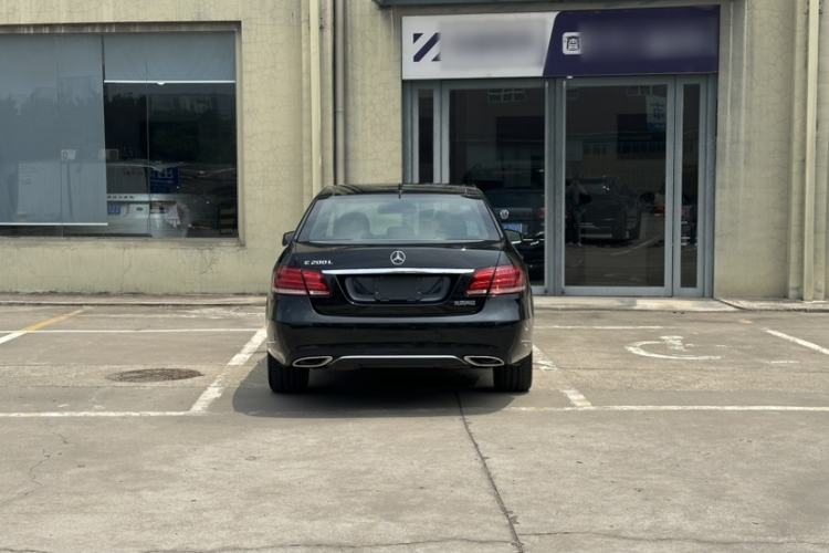 Used Mercedes-Benz E-Class 2015 Facelift E 200 L Exterior 5