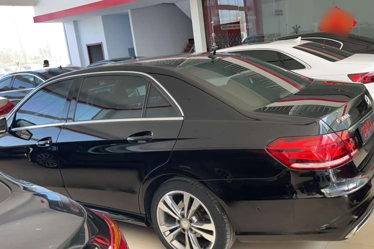 Used Mercedes-Benz E-Class 2015 Facelift E 200 L Exterior 5