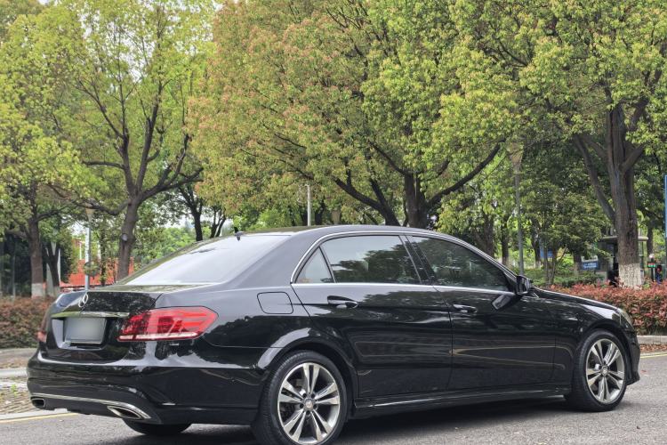 Used Mercedes-Benz E-Class 2015 E 200 L Sport Edition Exterior 5