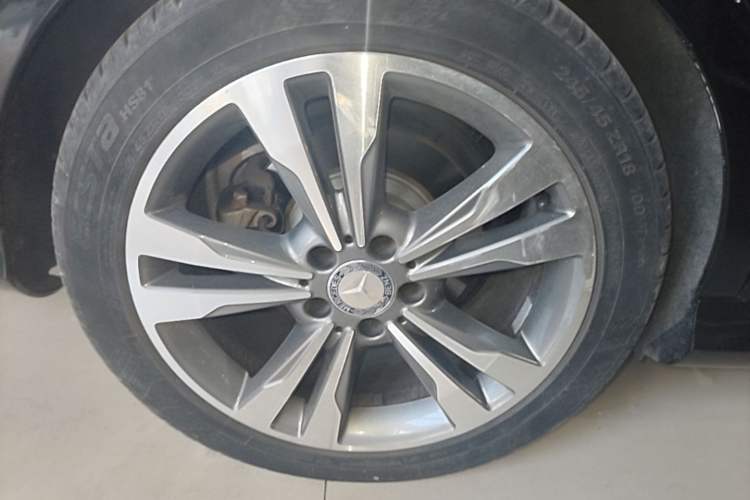 Used Mercedes-Benz E-Class 2015 Restyled E 260 L Sport Edition Exterior 5
