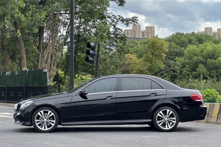 Used Mercedes-Benz E-Class 2015 Restyled E 260 L Sport Edition Exterior 6