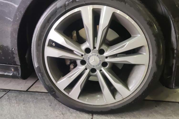 Used Mercedes-Benz E-Class 2015 Restyled E 260 L Sport Edition Exterior 7