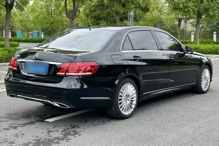 Used Mercedes-Benz E-Class 2015 E 200 L Exterior 7