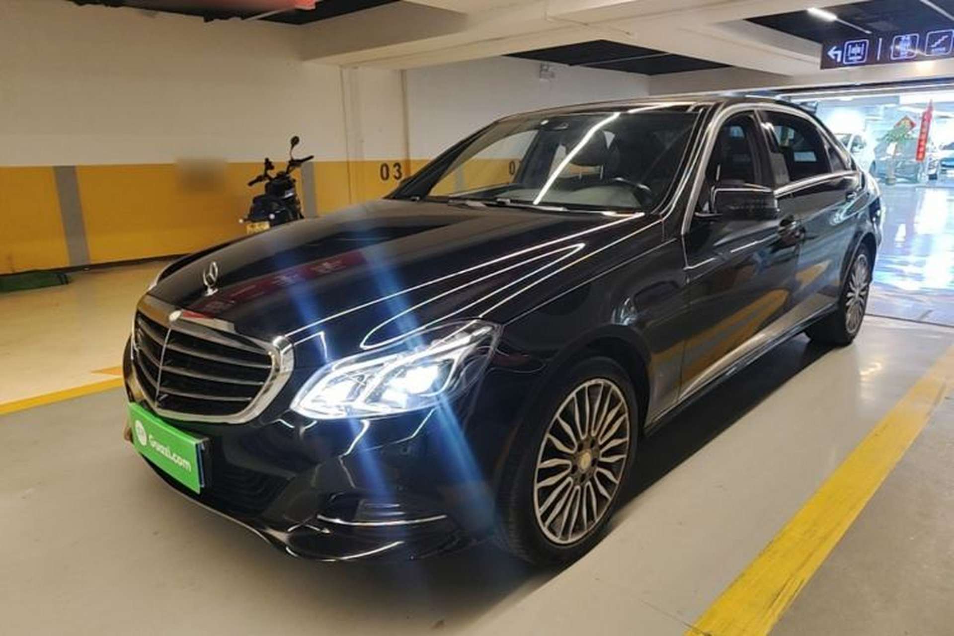 Used Mercedes-Benz E-Class 2015 Facelift E 260 L Luxury Edition Front Left 45 Deg