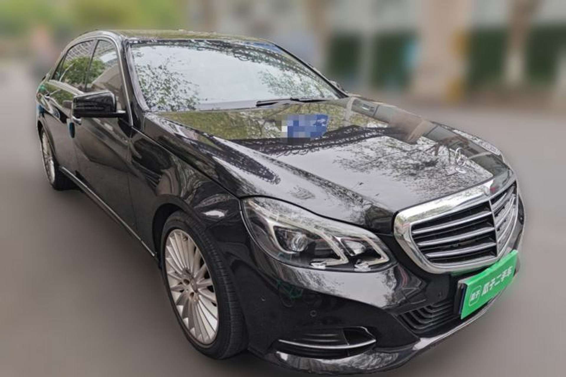 Used Mercedes-Benz E-Class 2015 E 200 L Front Right 45 Deg