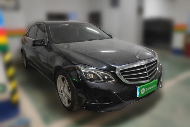 Used Mercedes-Benz E-Class 2015 E 400 L Hybrid Front Right 45 Deg