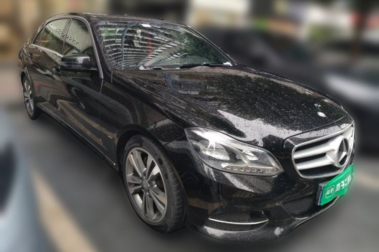 Used Mercedes-Benz E-Class 2015 E 200 L Sport Edition Front Right 45 Deg