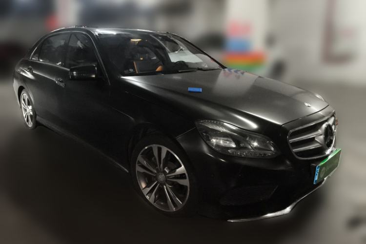 Used Mercedes-Benz E-Class 2015 E 200 L Sport Edition Front Right 45 Deg