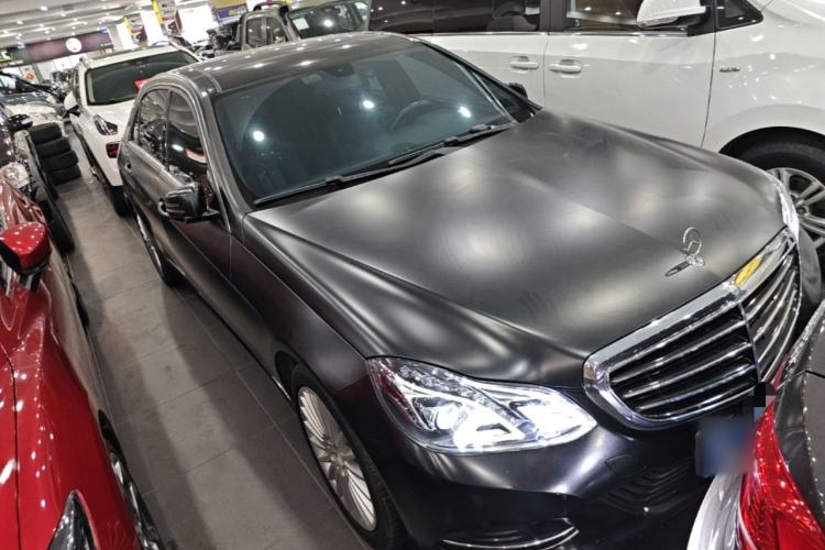 Used Mercedes-Benz E-Class 2015 E 200 L Front Right 45 Deg
