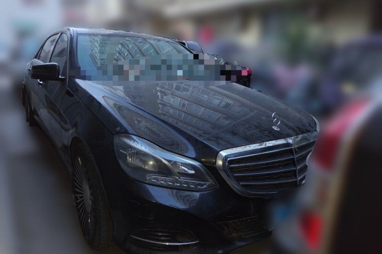 Used Mercedes-Benz E-Class 2015 E 200 L Front Right 45 Deg