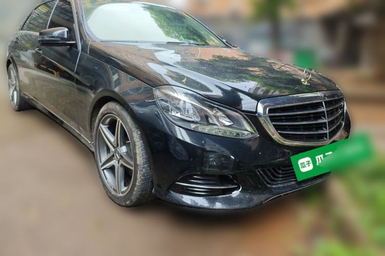 Used Mercedes-Benz E-Class 2015 Facelift E 200 L Front Right 45 Deg