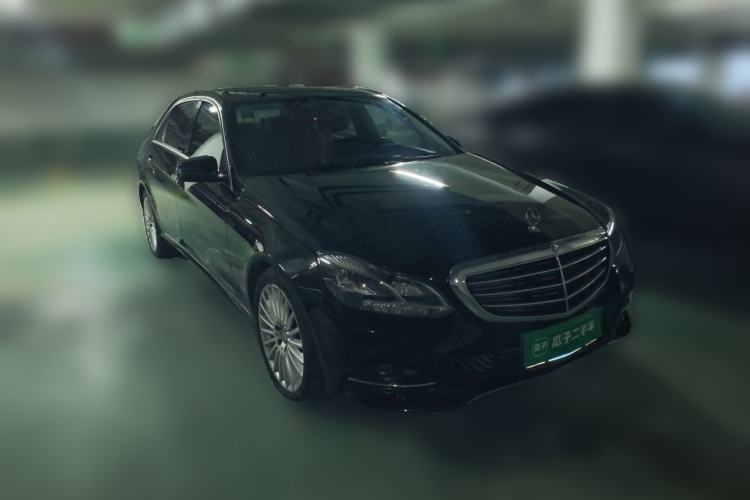 Used Mercedes-Benz E-Class 2015 Facelift E 200 L Front Right 45 Deg