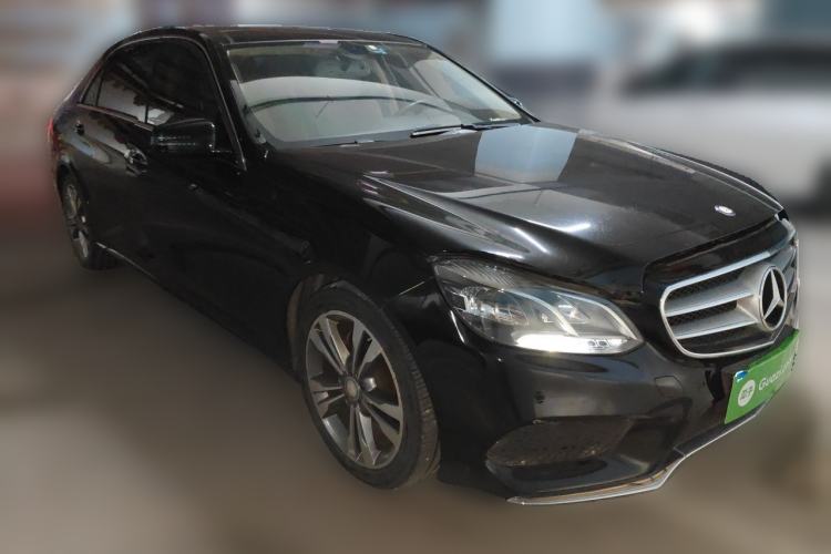 Used Mercedes-Benz E-Class 2015 E 260 L Sport Edition Front Right 45 Deg
