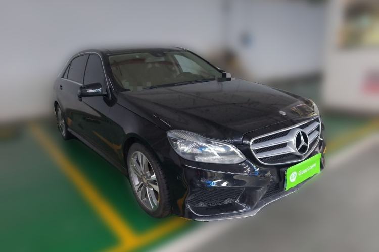 Used Mercedes-Benz E-Class 2015 E 260 L Sport & Fashion Model Front Right 45 Deg