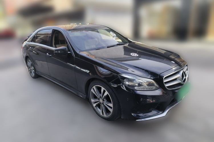 Used Mercedes-Benz E-Class 2015 E 260 L Sport Edition Front Right 45 Deg