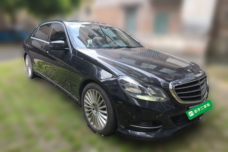 Used Mercedes-Benz E-Class 2015 E 200 L Front Right 45 Deg