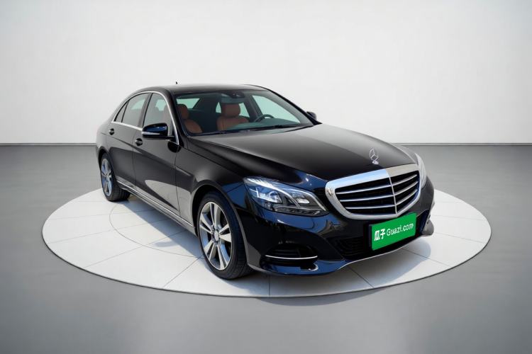 Used Mercedes-Benz E-Class 2015 E 320 L 4MATIC Front Right 45 Deg