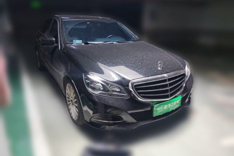 Used Mercedes-Benz E-Class 2015 E 200 L Front Right 45 Deg