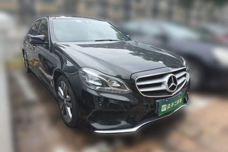 Used Mercedes-Benz E-Class 2015 E 260 L Sport & Fashion Model Front Right 45 Deg