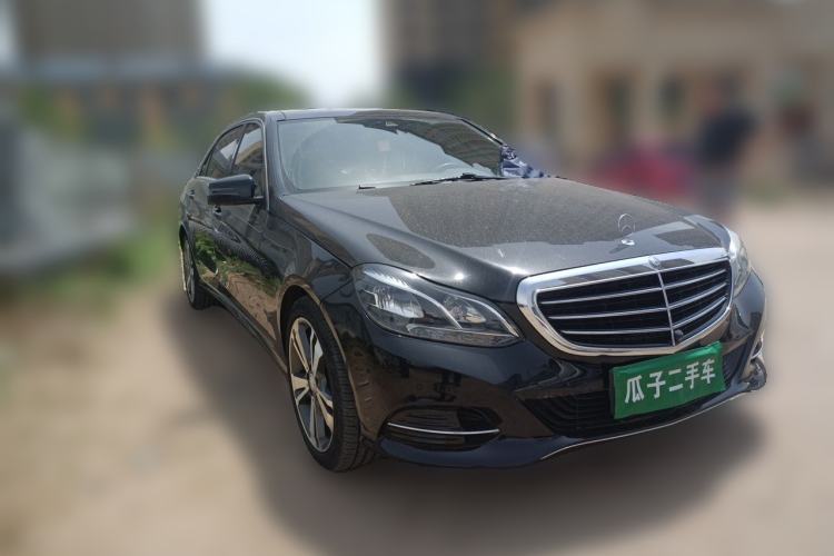 Used Mercedes-Benz E-Class 2015 E 320 L Luxury 4MATIC Front Right 45 Deg