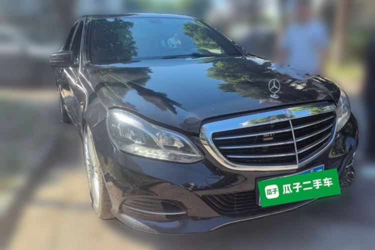 Used Mercedes-Benz E-Class 2015 E 200 L Front Right 45 Deg