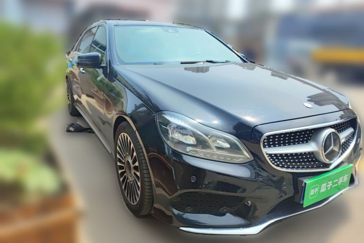 Used Mercedes-Benz E-Class 2015 E 320 L Sport 4MATIC Front Right 45 Deg