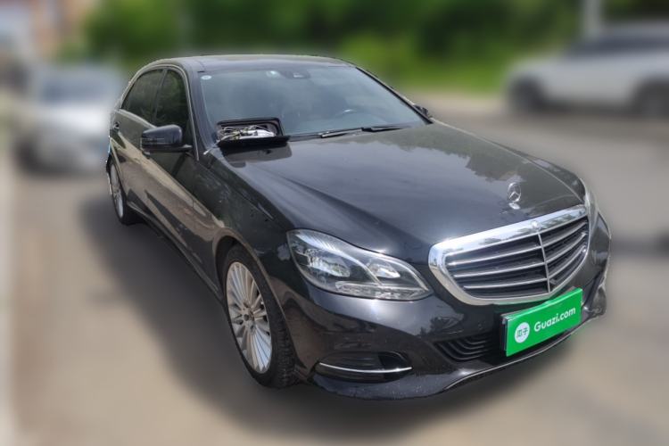Used Mercedes-Benz E-Class 2015 E 320 L Front Right 45 Deg