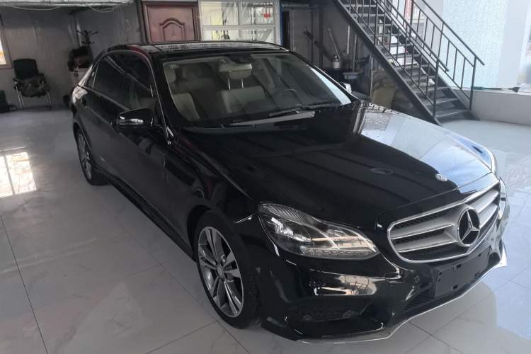 Used Mercedes-Benz E-Class 2015 Revised E 260 L Sporty and Stylish Edition Front Right 45 Deg