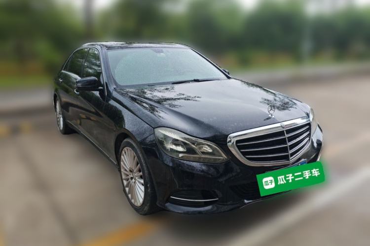 Used Mercedes-Benz E-Class 2015 E 200 L Front Right 45 Deg