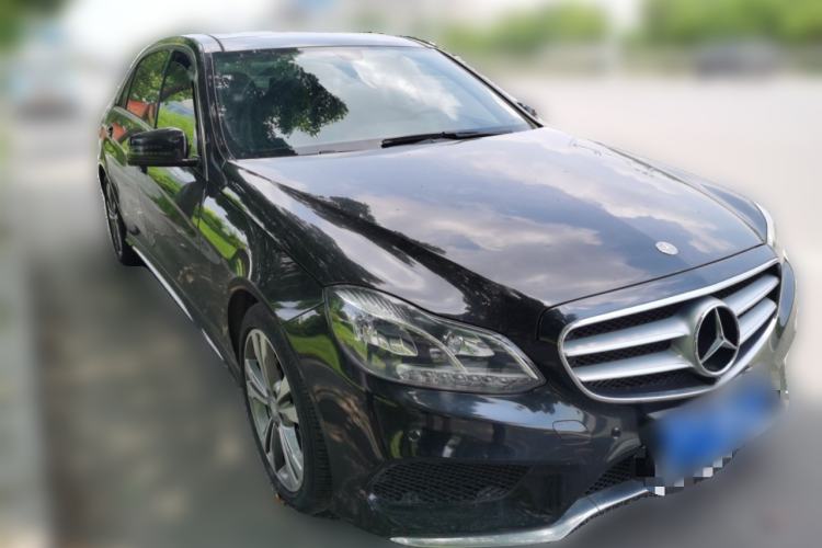 Used Mercedes-Benz E-Class 2015 Restyled E 260 L Sport Edition Front Right 45 Deg