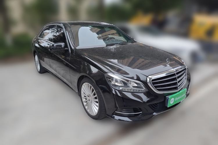Used Mercedes-Benz E-Class 2015 E 200 L Front Right 45 Deg