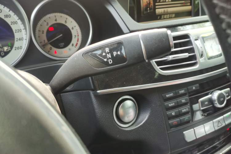 Used Mercedes-Benz E-Class 2015 E 260 L Sport Edition Gear Lever