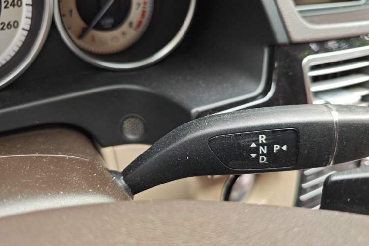 Used Mercedes-Benz E-Class 2015 Restyled E 260 L Sport Edition Gear Lever