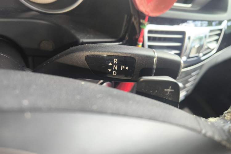 Used Mercedes-Benz E-Class 2015 Restyled E 260 L Sport Edition Gear Lever